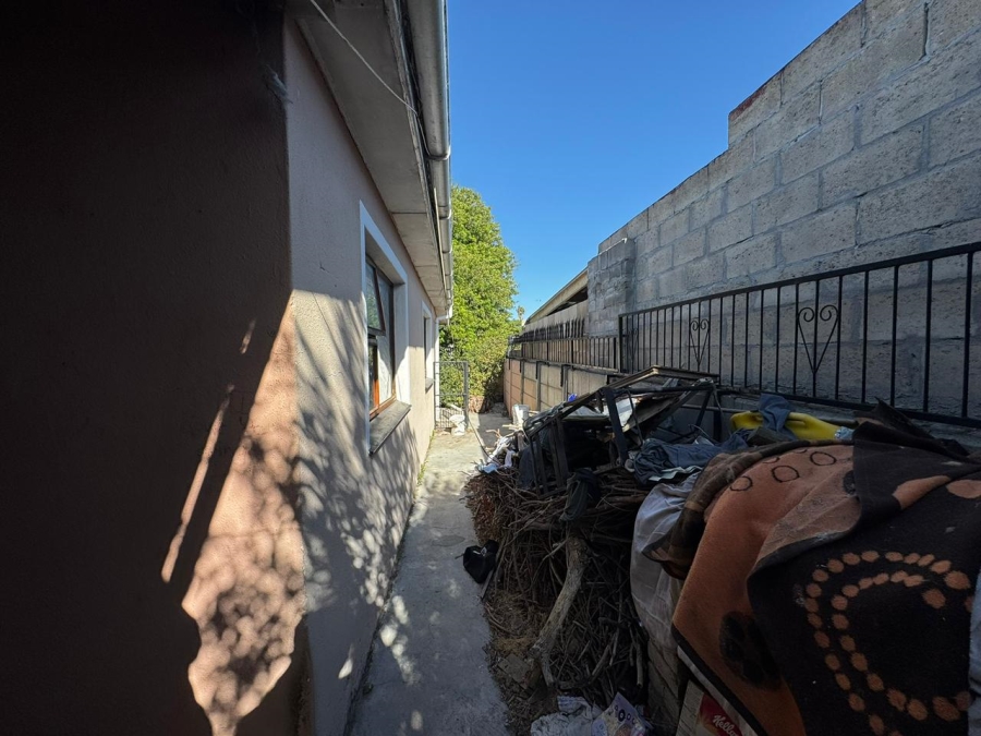 4 Bedroom Property for Sale in Rosedale Western Cape